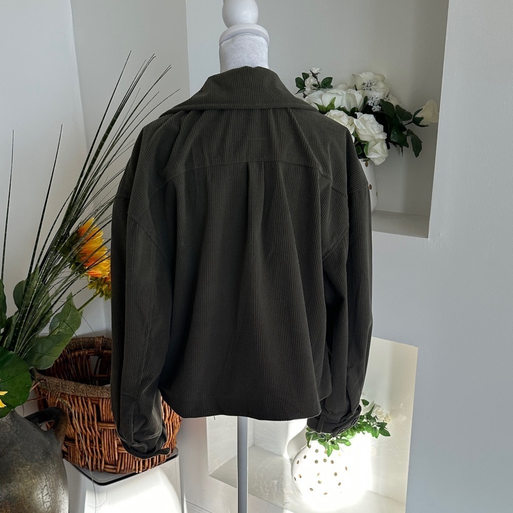 Avec Les Filles Dark Green Corduroy Utility Jacket - Picture 4 of 9